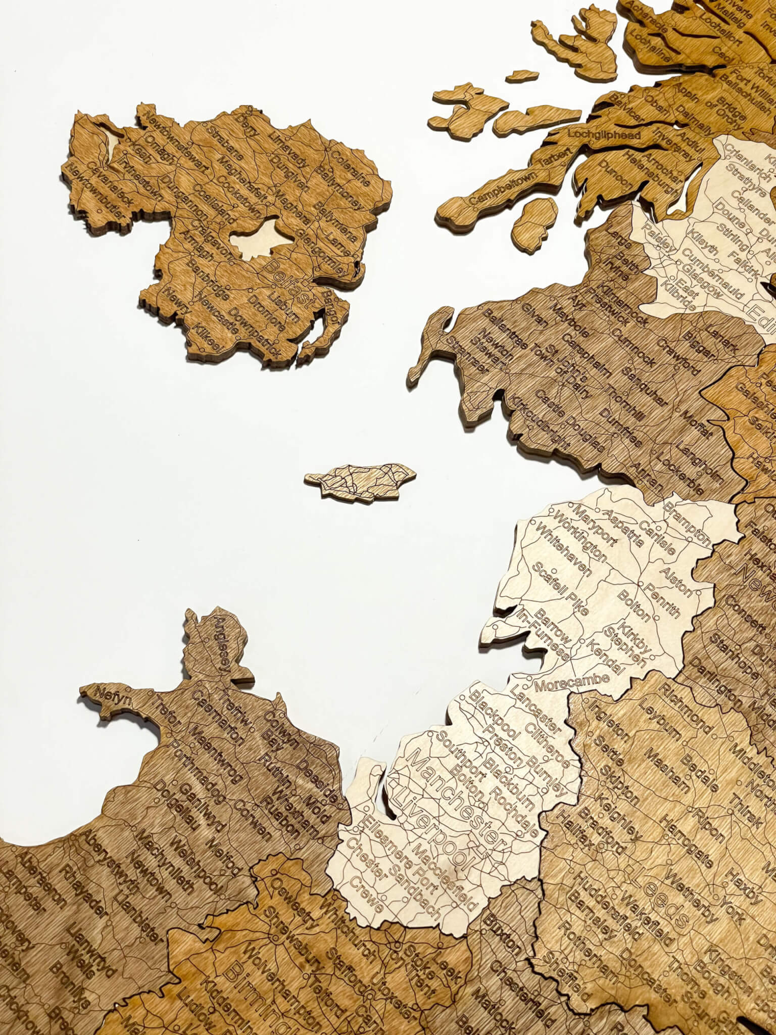 UK dřevěná mapa detail